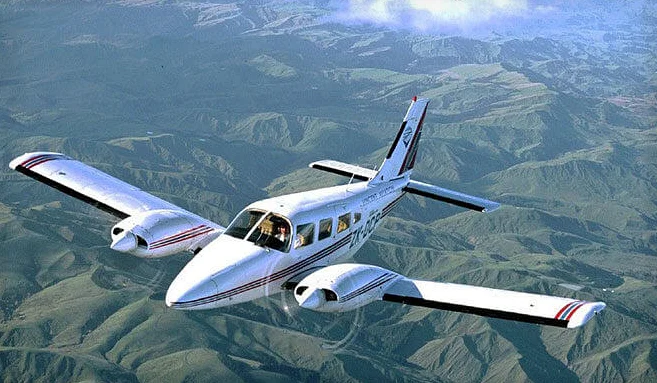 Piper Seneca PA-34