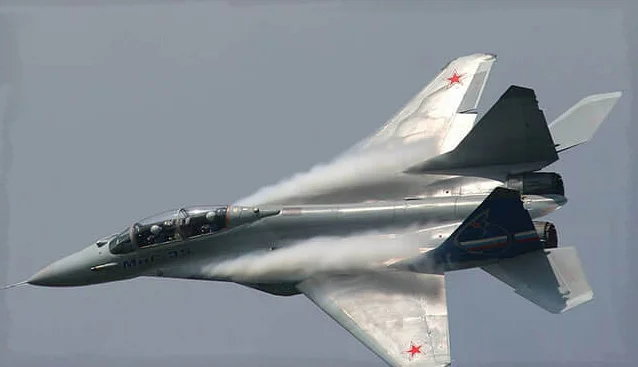 Маневренность самолета МиГ-35