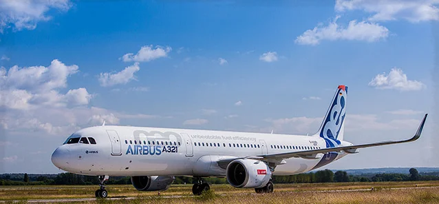 Самолет Airbus A321neo