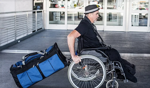 В каких случаях авиакомпания может отказать в перевозке инвалида