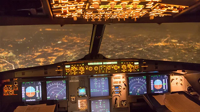 Airbus A320 кабина пилотов