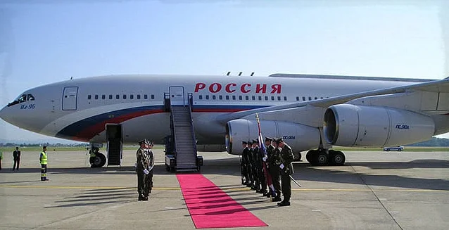 Нижний трап в самолете президента Путина