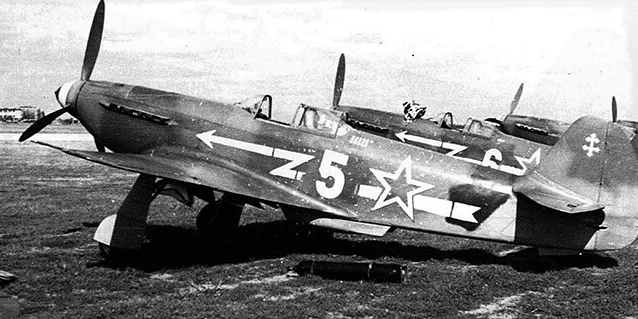 Истребители ЯК-3 1944 года