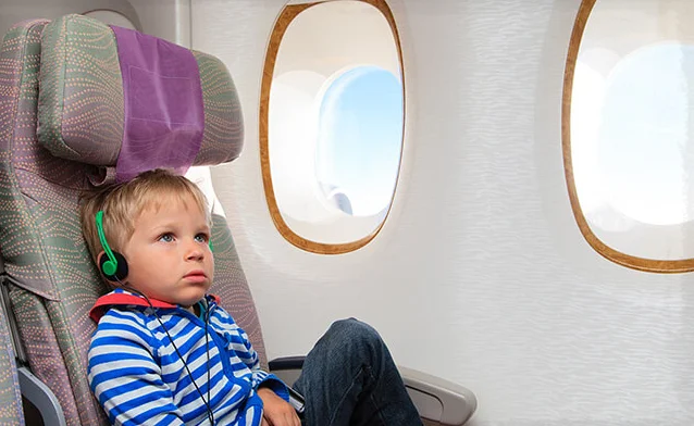Как бронировать билеты на самолет для детей