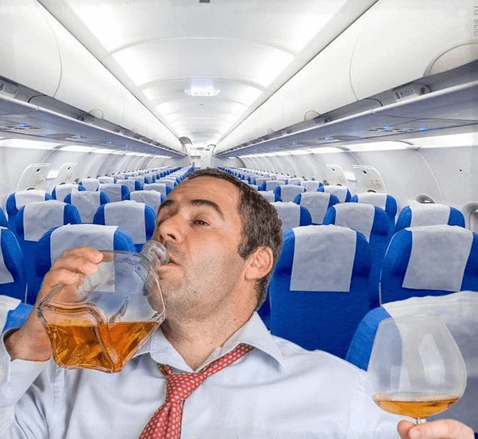 Как пронести алкоголь в самолет