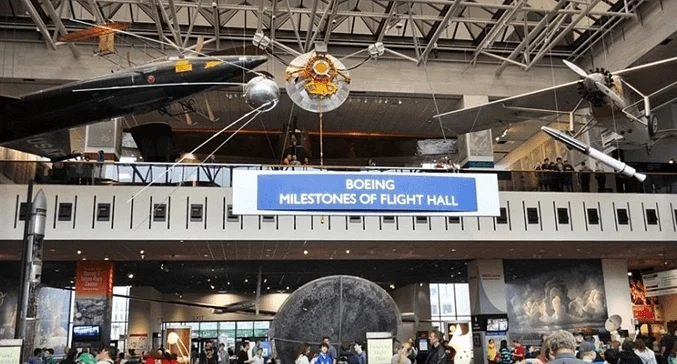 Национальный музей авиации и космонавтики в Вашингтоне
