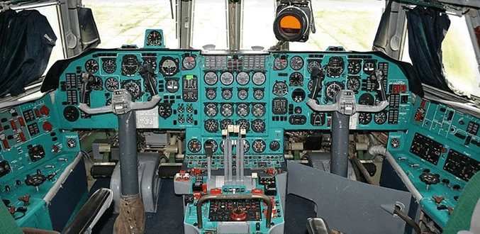 кабина Ил-76
