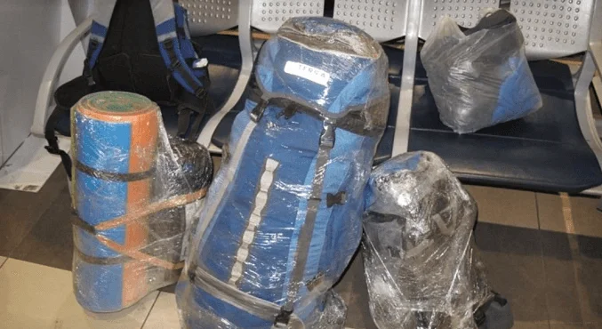 упаковка багажа в аэропорту