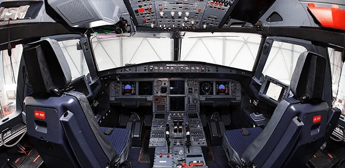 Кабина пилотов Airbus A320