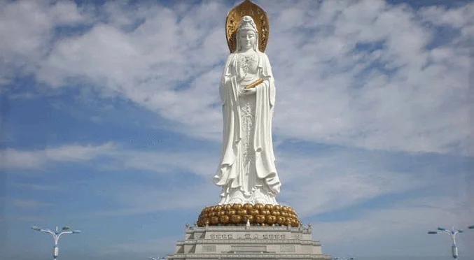 статуя Гуаньинь 