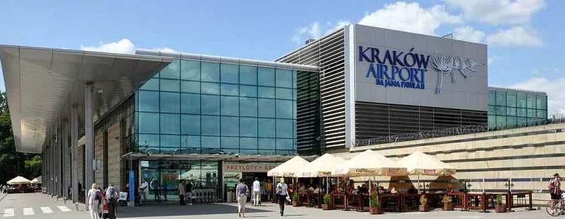 Контакты и справочная информация на сайте аэропорта Кракова